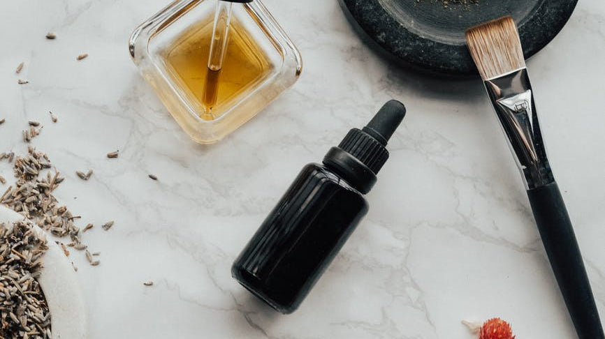 What is the real difference between artistic perfumery, niche perfumes and commercial perfumes?