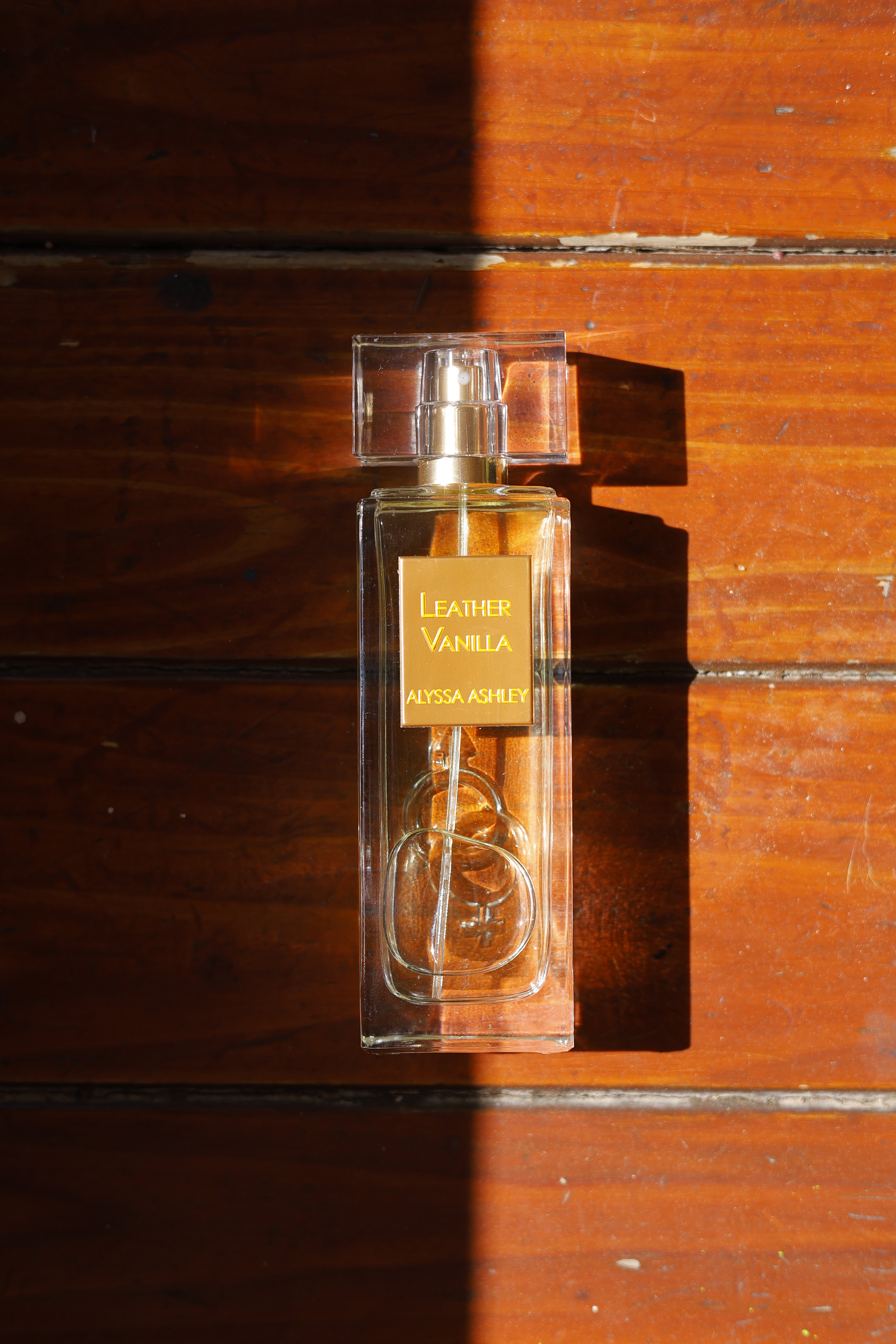 Leather Vanilla Eau de Parfum | Alyssa Ashley